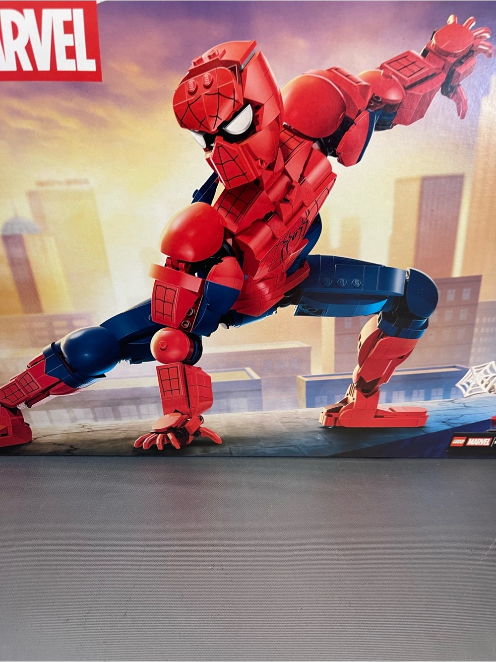 Lego Marvel Super Hero’s Spider-Man Poseable Hero Build Set 76346 813Pcs 12+ NIP - Picture 3 of 9